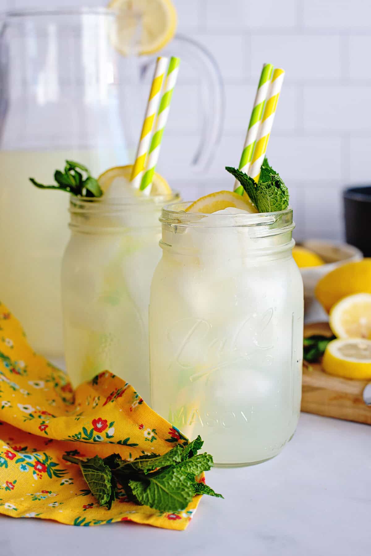 Tart, Fresh Squeezed Old Fashioned Lemonade