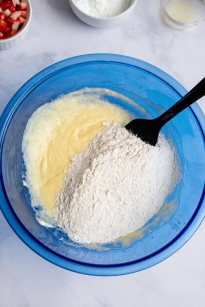 Mixing dry and wet ingredients