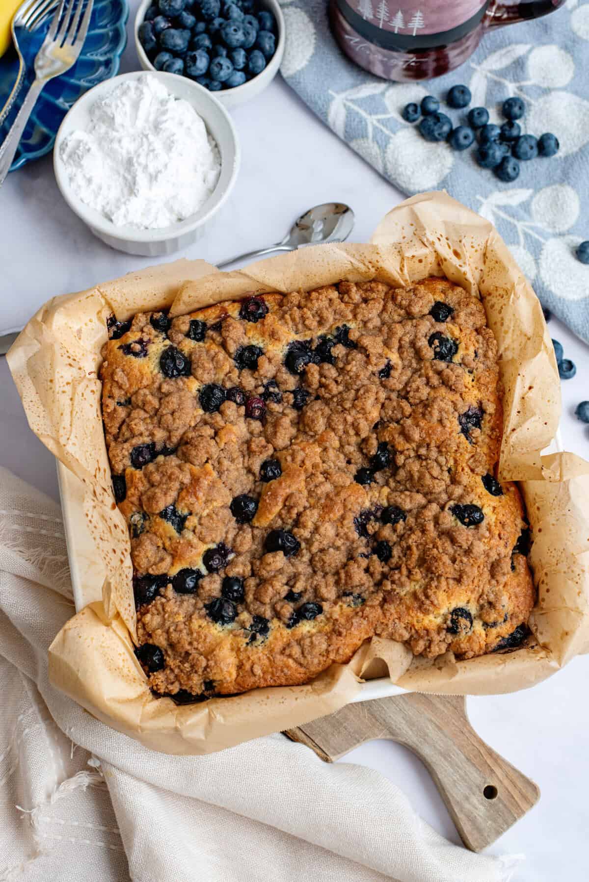 Baked blueberry coffee cake